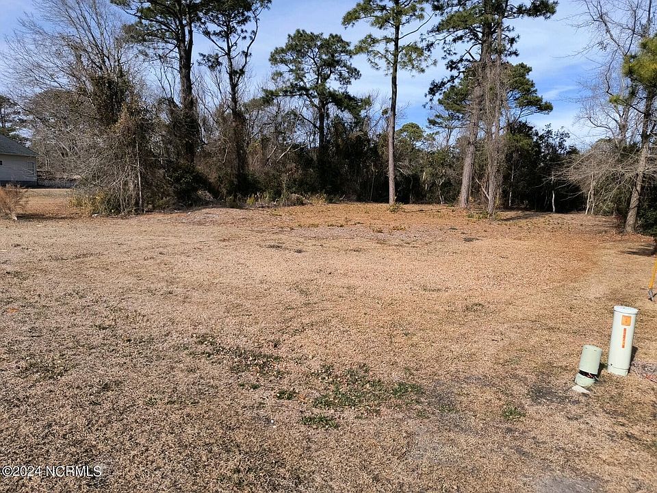 1st image of 903 Pelican Drive LOT 10