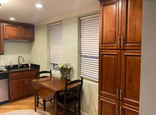 2521 N Wayne Ave #G, Chicago, IL 60614