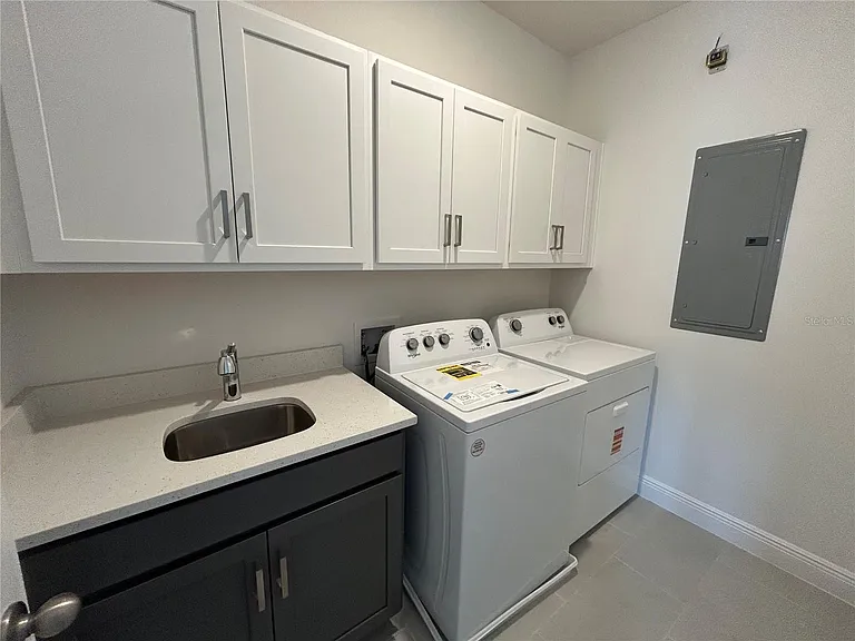 16902 Hamlin Oasis Loop — Photo 17