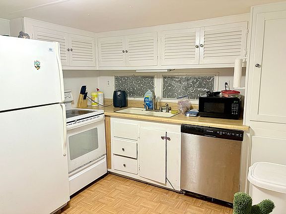 5th image of 6280 Hamilton Dr Lot 6