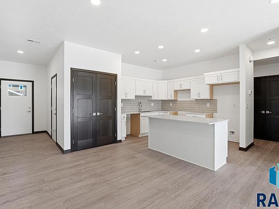 2nd image of 9214 W Ark Pl