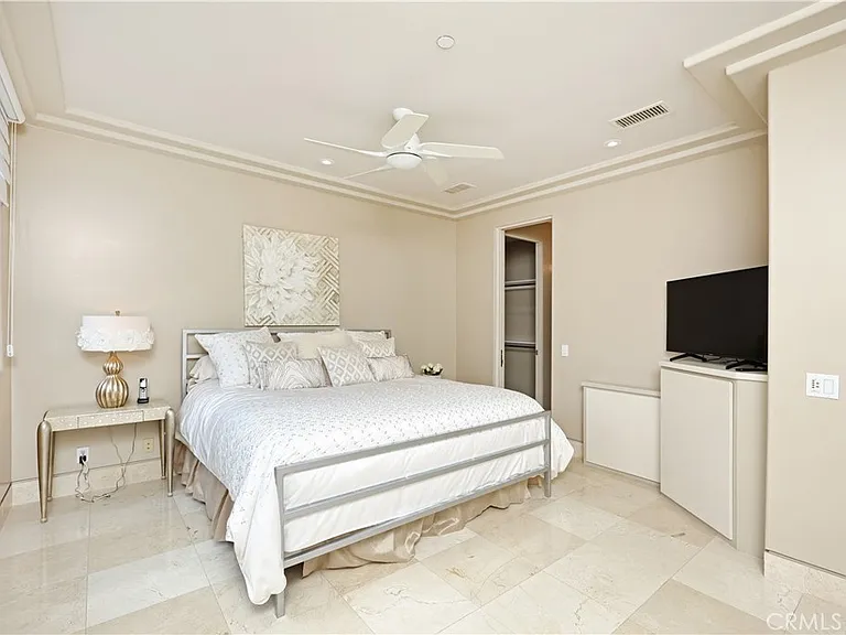 15 Goleta Point Dr — Photo 35