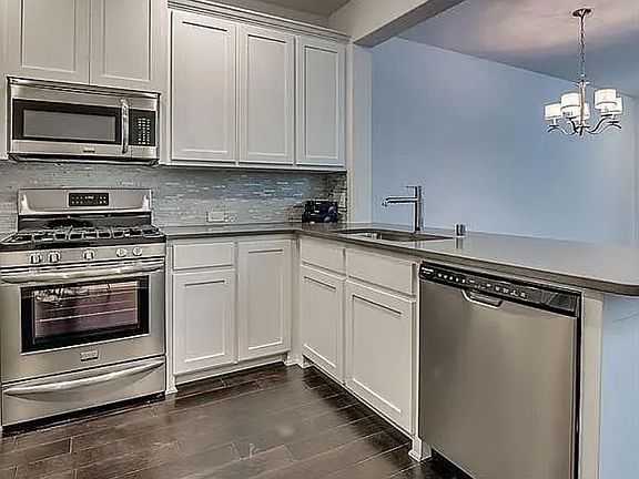 3rd image of 6293 Davison Way