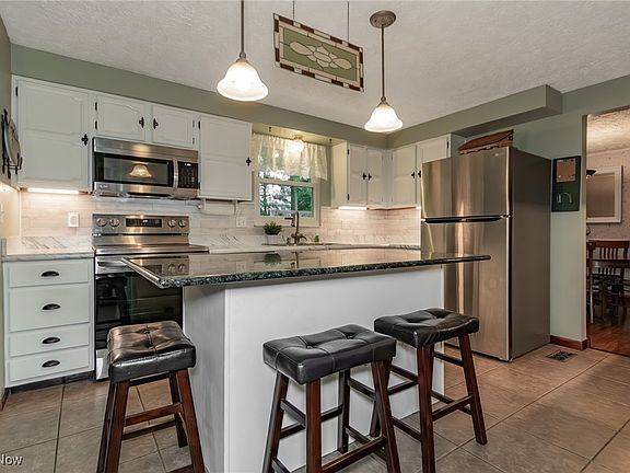 4th image of 550 Trailwood Dr