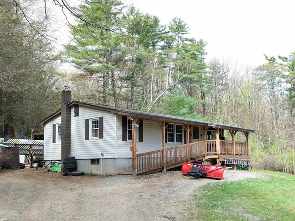 29 Davisville Road, Wilton, NH 03086