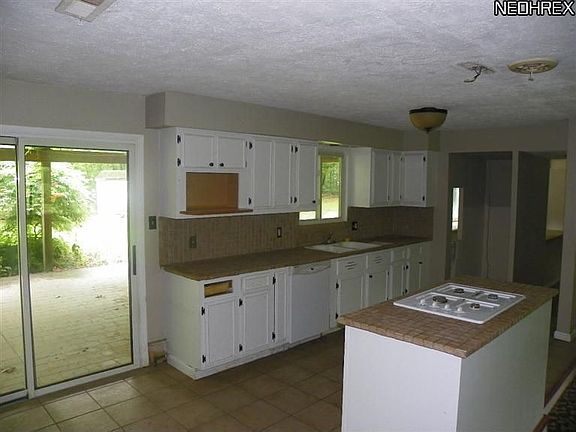 4th image of 7350 Steelwood Ln