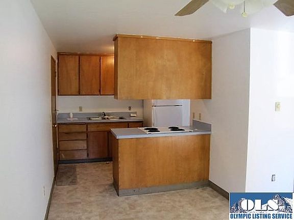 4th image of 1826 W 12th St