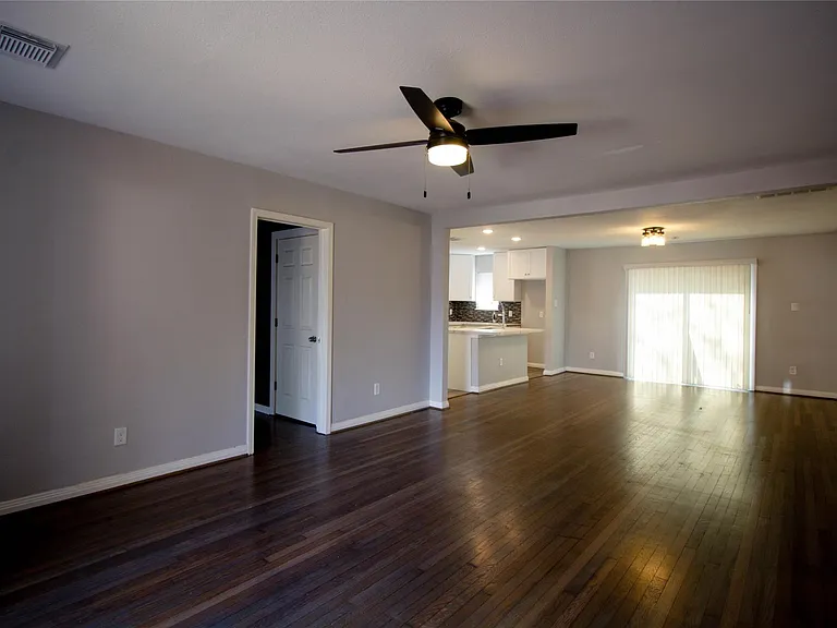 231 Betral St — Photo 5