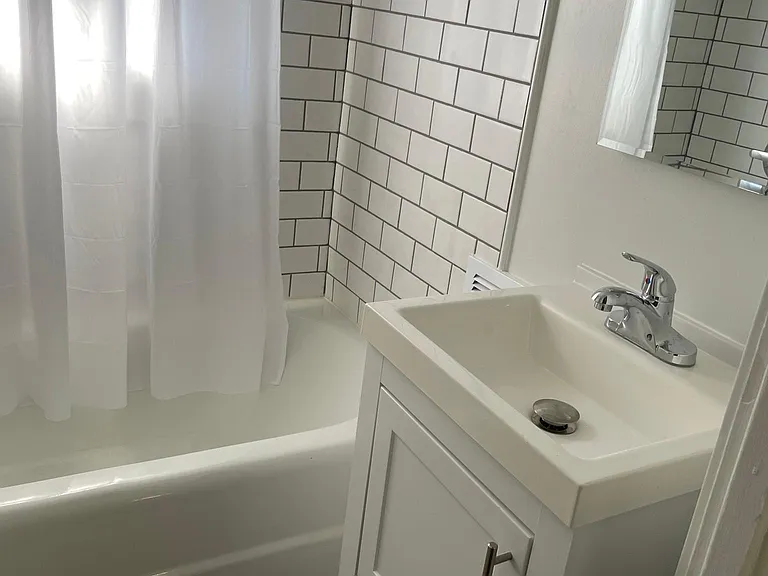 130 Jackson St #3 — Photo 8