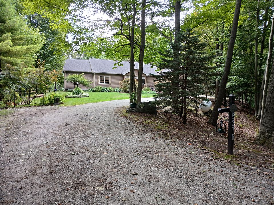 1st image of 5376 W Oak Point Rd