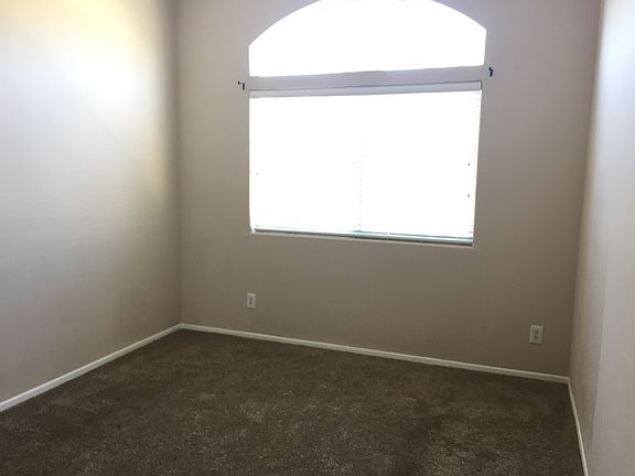 3rd image of 178 Matisse Cir