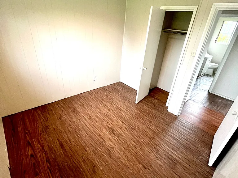 3017 General Marshall St — Photo 4