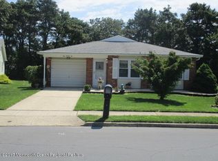 122 Lauren Ln, Brick, NJ 08723