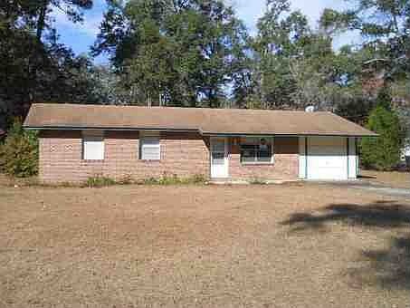 1st image of 62 Marie Cir
