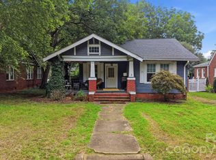 321 Grandin Rd, Charlotte, NC 28208