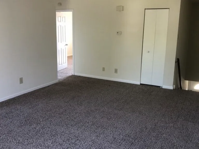 357 N Broad St #8 — Photo 10