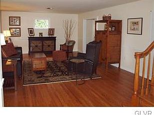 4th image of 770 Pine Top Dr