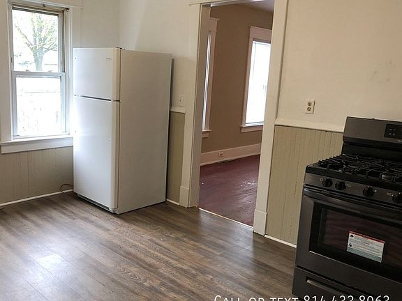 3rd image of 436 E 11th St #436