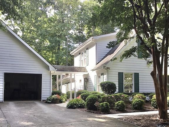 2nd image of 469 Quail Creek Dr NW