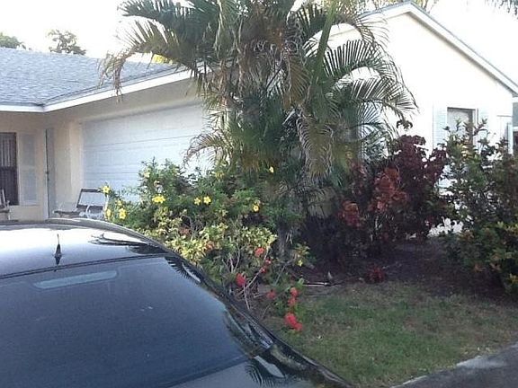 3rd image of 5730 Lincoln Cir E