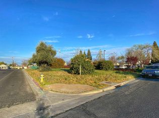 640 Woodworth Ave, Clovis, CA 93612