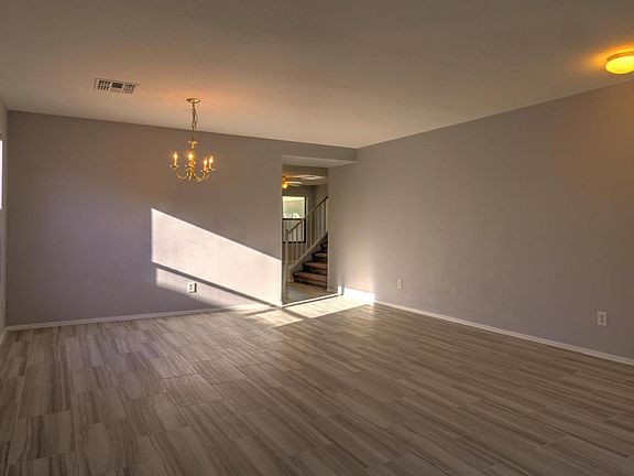3rd image of 2340 E Hazeltine Way