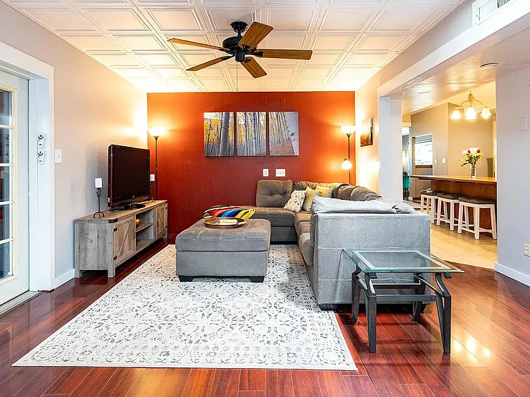 3650 N Loma Vista Dr — Photo 36
