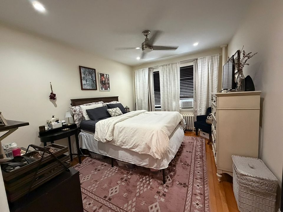 1st image of 137 Englewood Ave #36A