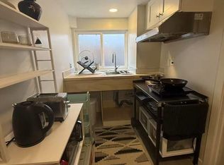 300 E 35th Ave, Vancouver, BC V5W 1A6