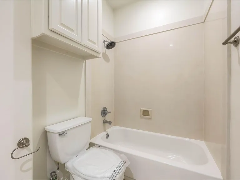 13647 Brookbluff Ln — Photo 44