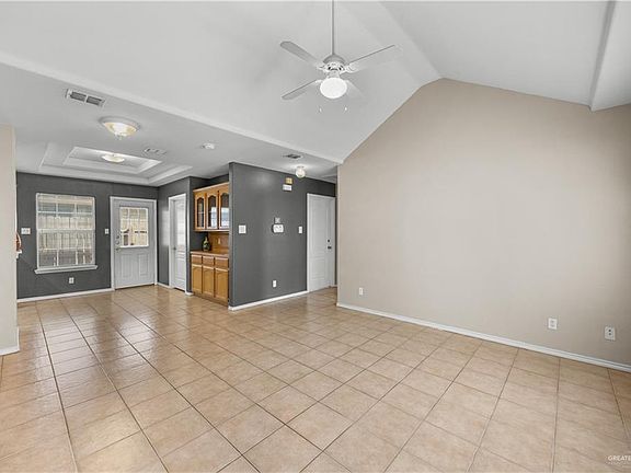 2nd image of 2502 Cervantes Ave