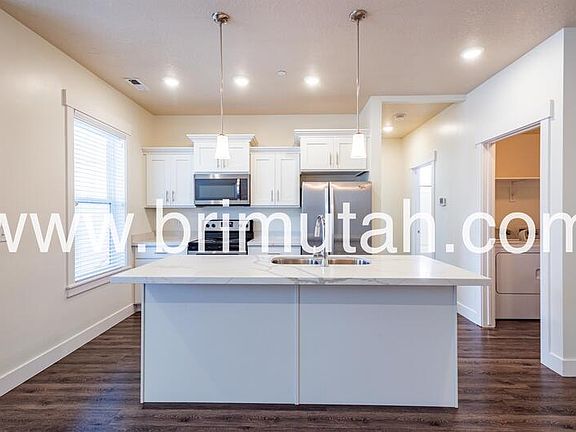 5th image of 4645 S Locust Ln #3