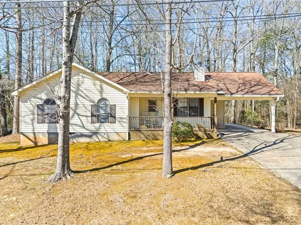 704 Rosalind St, Opelika, AL 36801