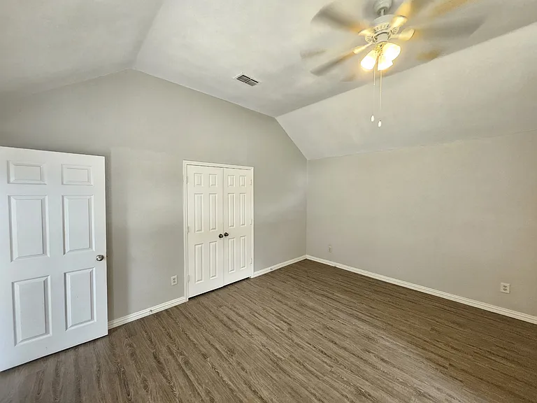 4735 Hollow Tree Dr — Photo 19