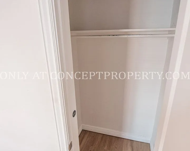943-971 Chapel Dr — Photo 65