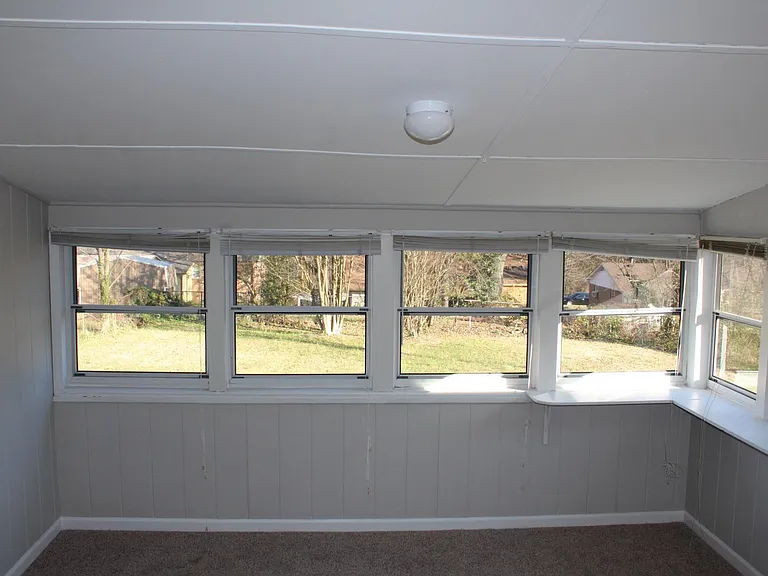 611 Mobile St — Photo 20