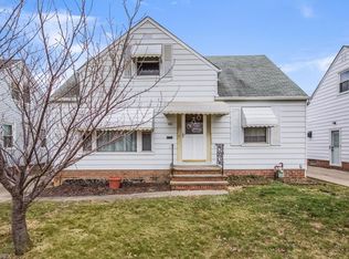 351 Blissfield Dr, Willowick, OH 44095