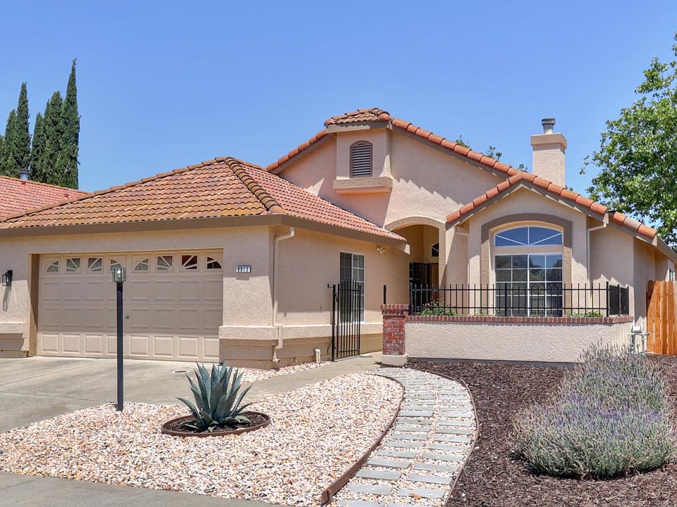 1st image of 8913 Bramblewood Way