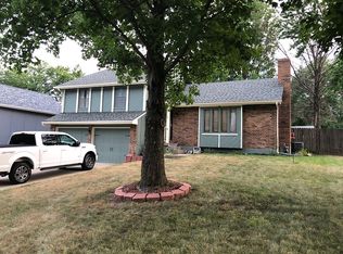 2118 N Dover St, Independence, MO 64058