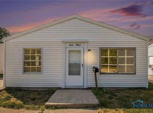715 Reineck Dr, Toledo, OH 43605