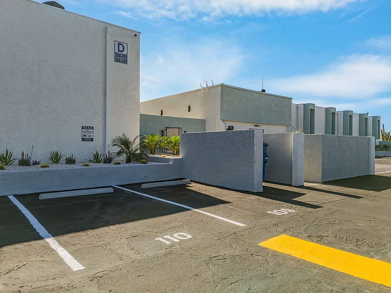 Echo Luxury Apartments — Photo 154