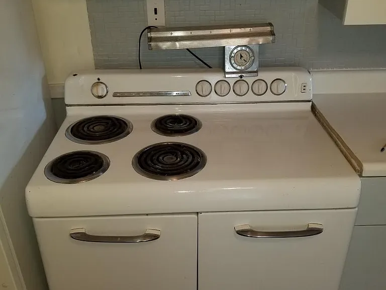 2 Broad St #1 — Photo 16