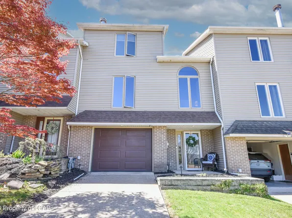 63 Clarks Ln, Plains, PA 18705