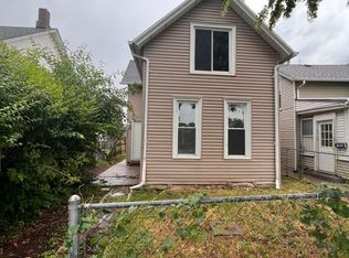 1833 W 3rd St, Davenport, IA
