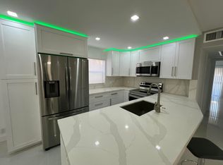 440 Saxony J, Delray Beach, FL 33446