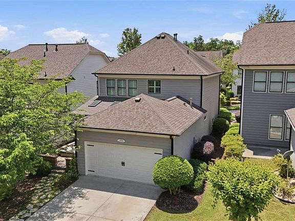 5th image of 3851 Portland Trail Dr