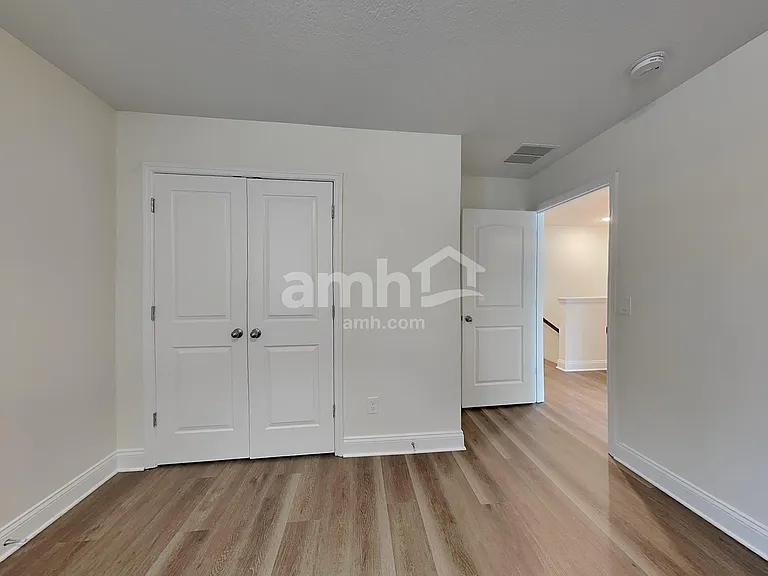 1328 Mount Logan Dr — Photo 25