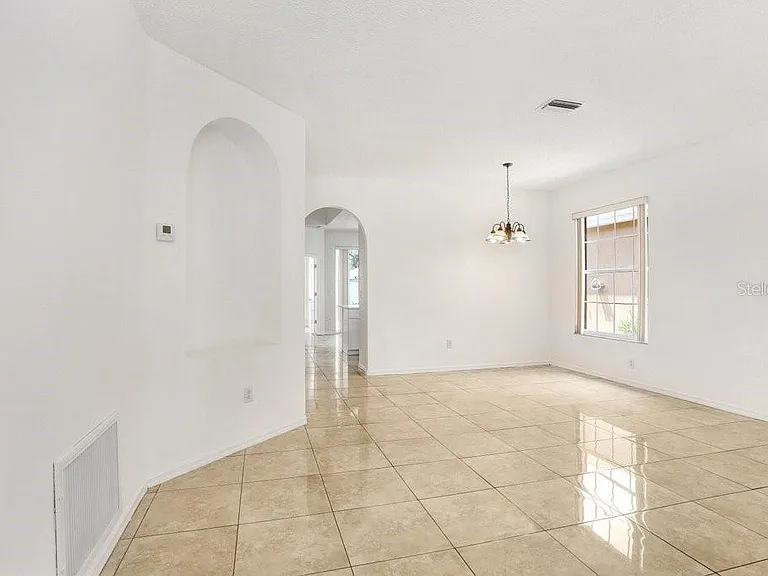 930 Grand Canyon Dr — Photo 4