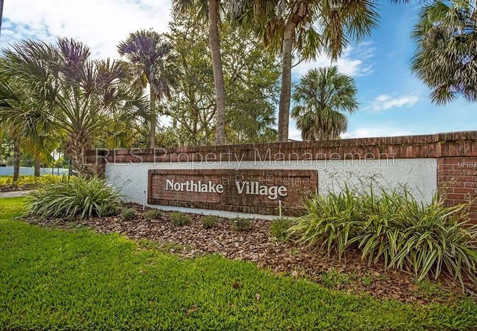 1 bed, 1.0 bath, 744 sqft, $1,099 — Photo 1