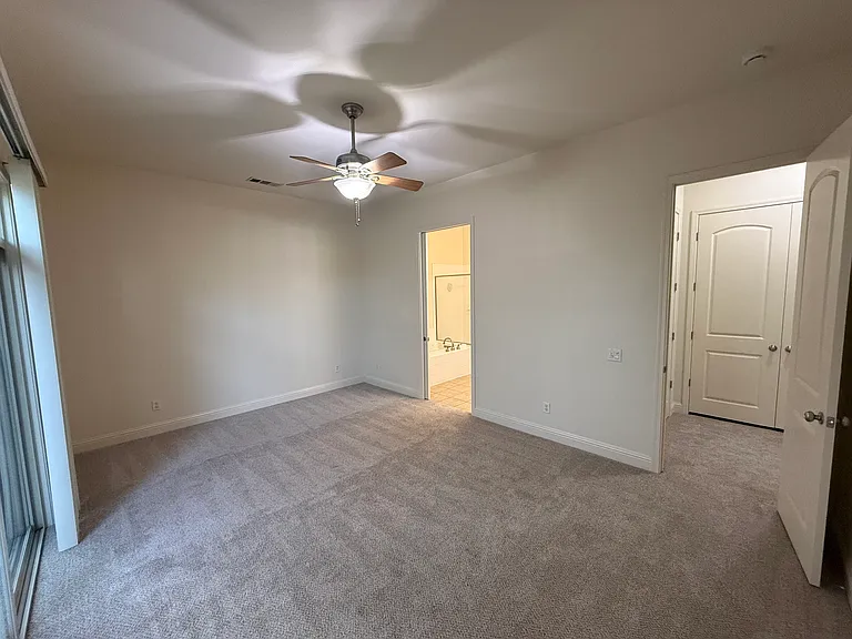 4711 Rustic Rd — Photo 14